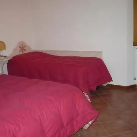 Charmantes Ferienhaus In Piani Della Rugginosa Mit Grossem Garten Holiday home Reggello