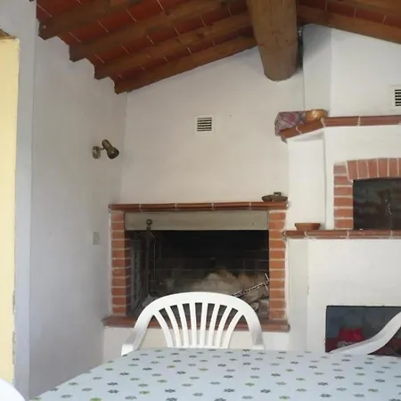 Charmantes Ferienhaus In Piani Della Rugginosa Mit Grossem Garten Holiday home