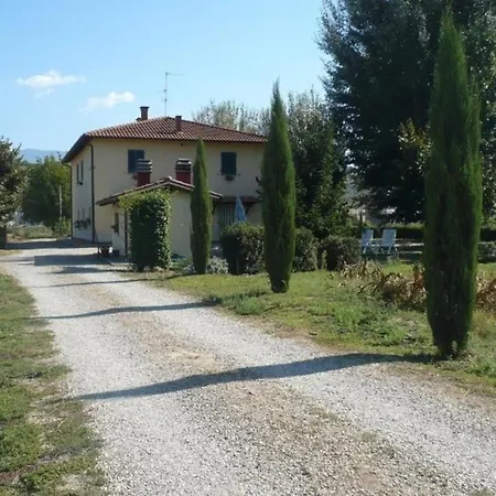 Holiday home Charmantes Ferienhaus In Piani Della Rugginosa Mit Grossem Garten